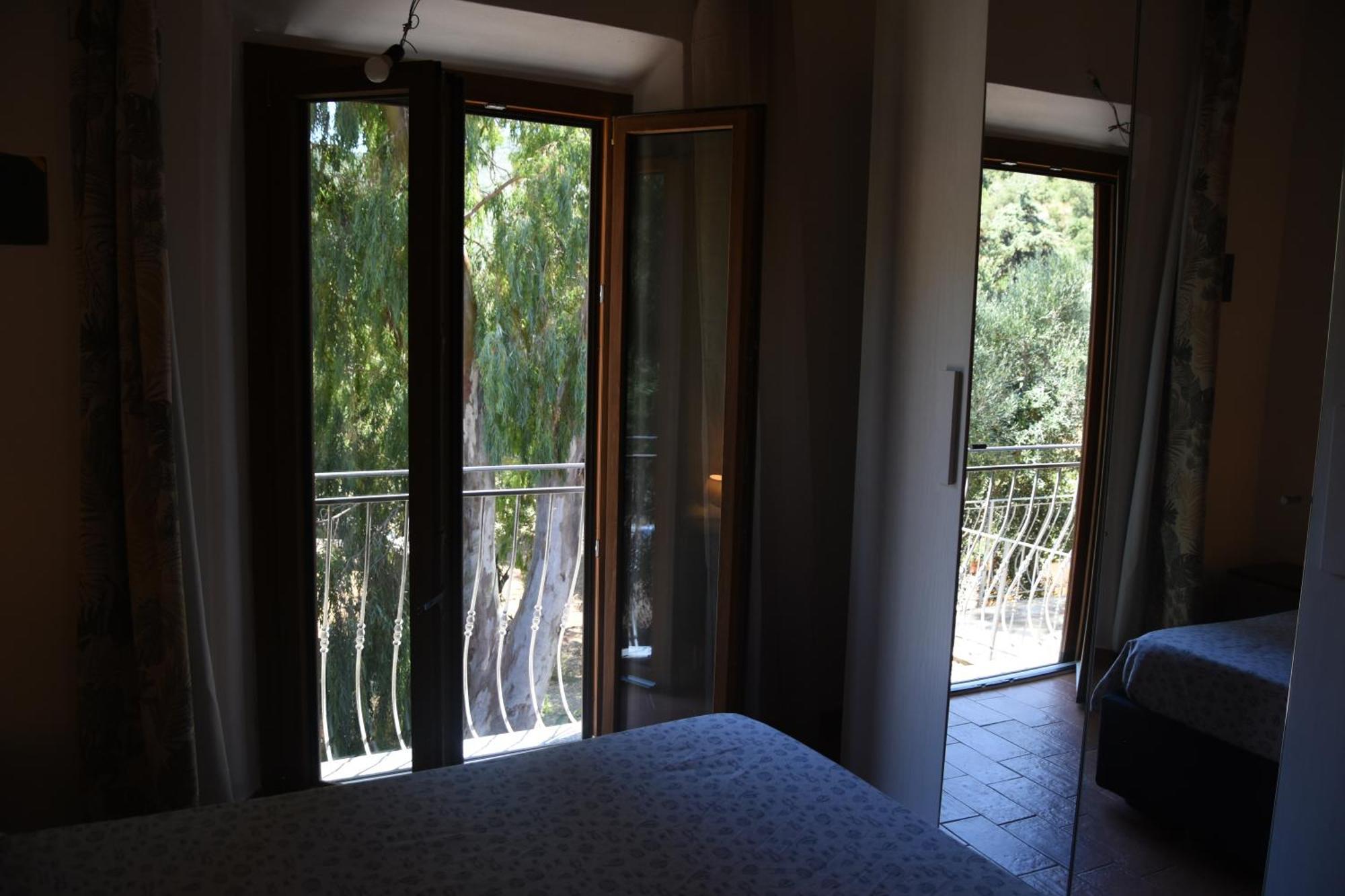 Elba Borgo Di Latrano Apartment Magazzini  Bilik gambar